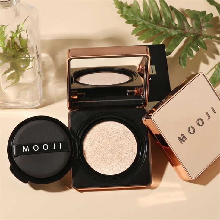 Увлажняющая подушка CC Cream Moisture Cushion
